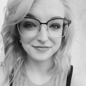 Meet your Posher, Leslie